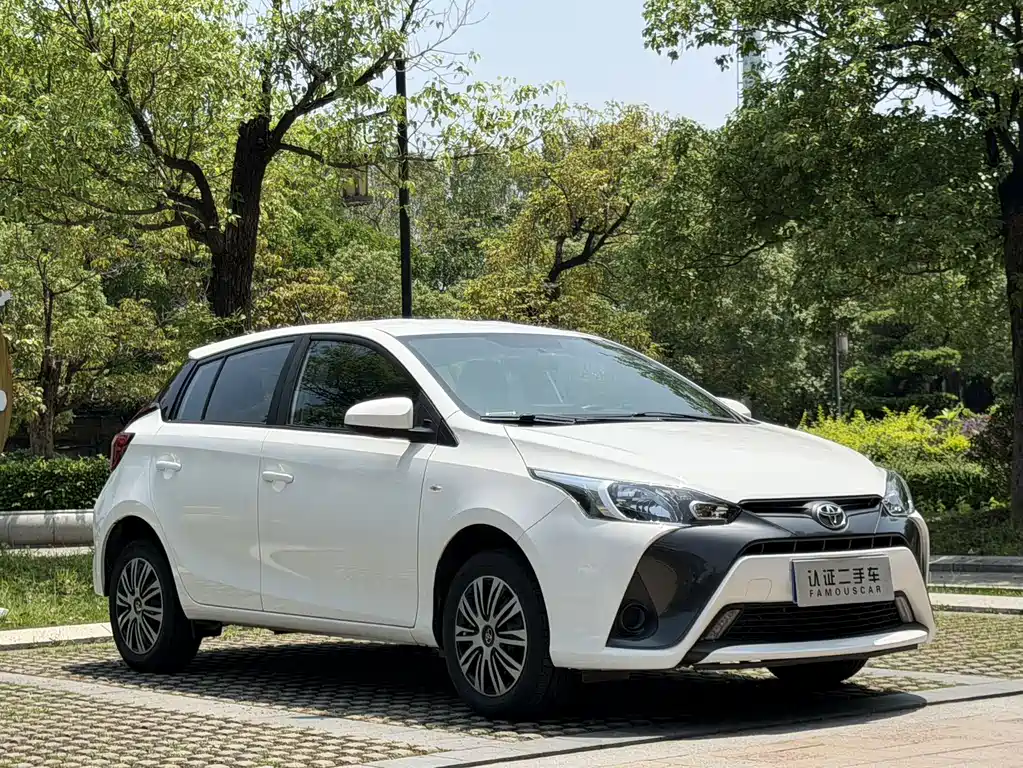 Toyota Yaris L 2020