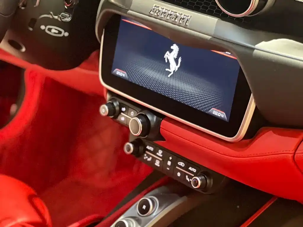 Ferrari Portofino 2019 — фото 6