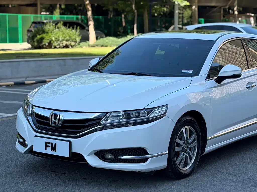 Honda Spirior 2017 — фото 4
