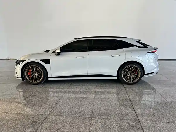 Zeekr 007GT 2026