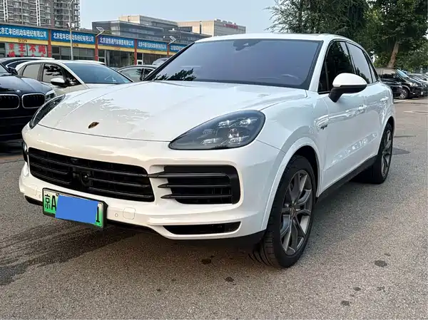 Porsche Cayenne New Energy 2023