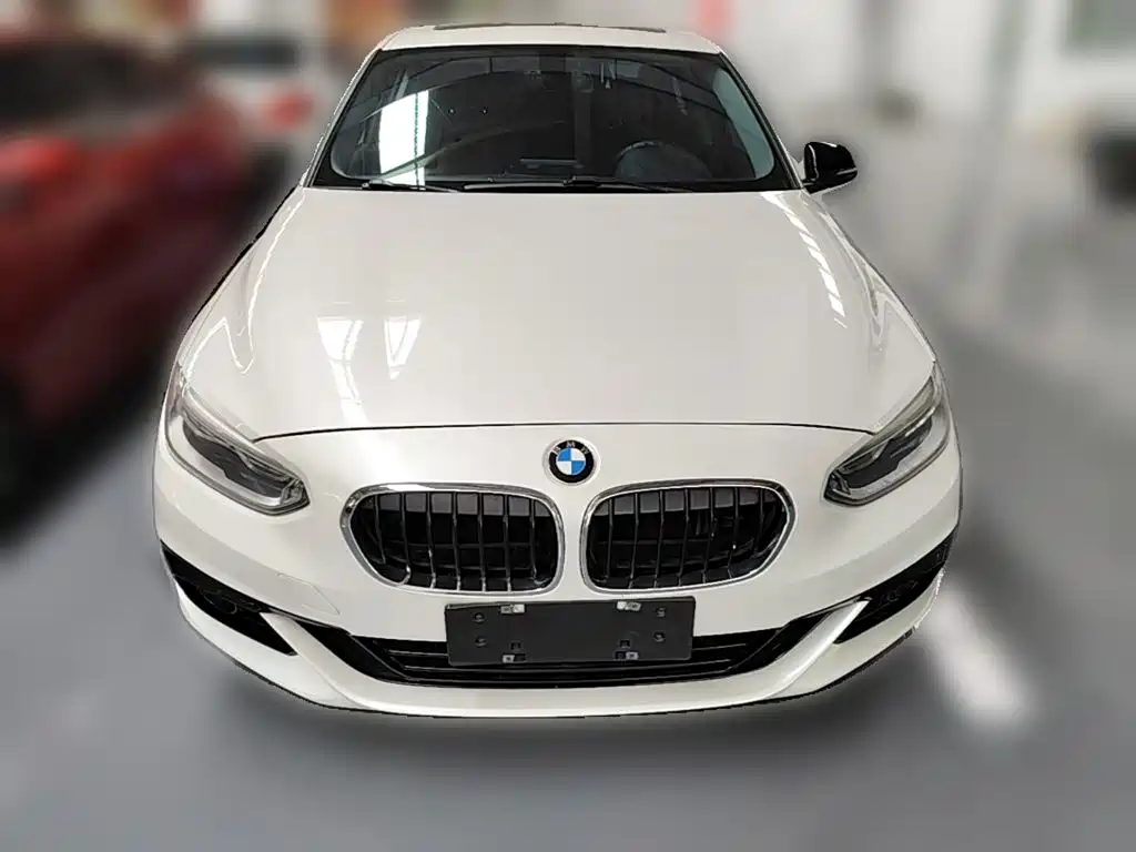 BMW 1 Series 2019 — фото 5