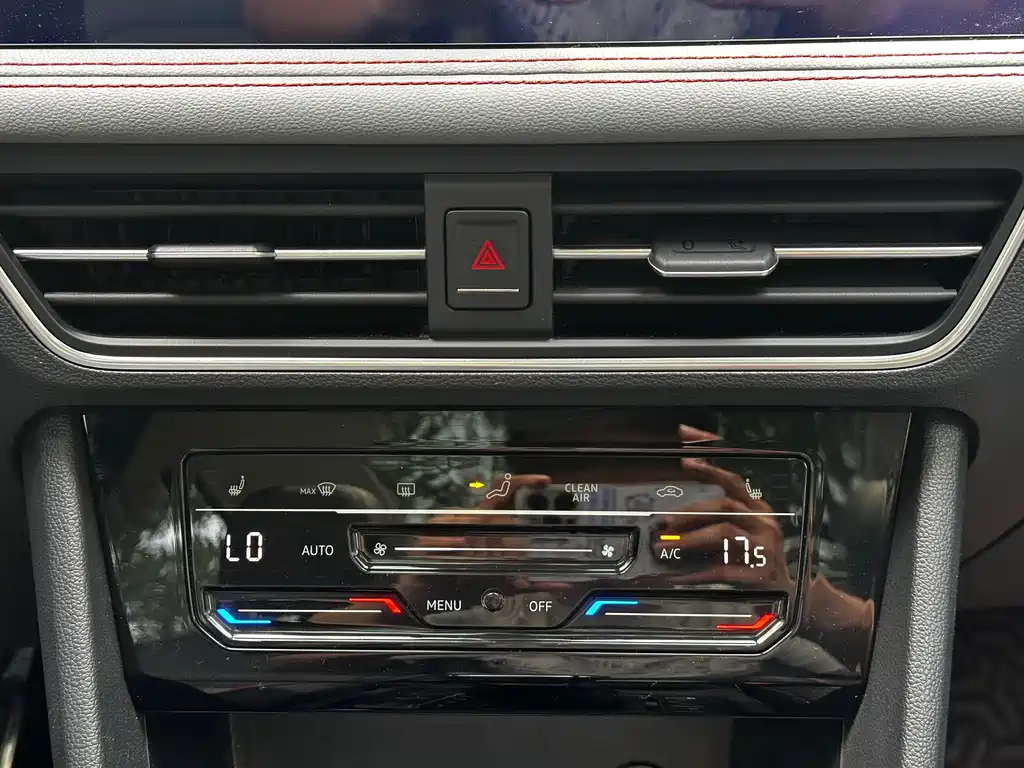 Volkswagen Tiguan L 2021 — фото 20
