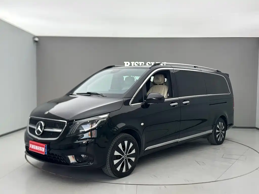 Mercedes-Benz Vito 2022 — фото 1