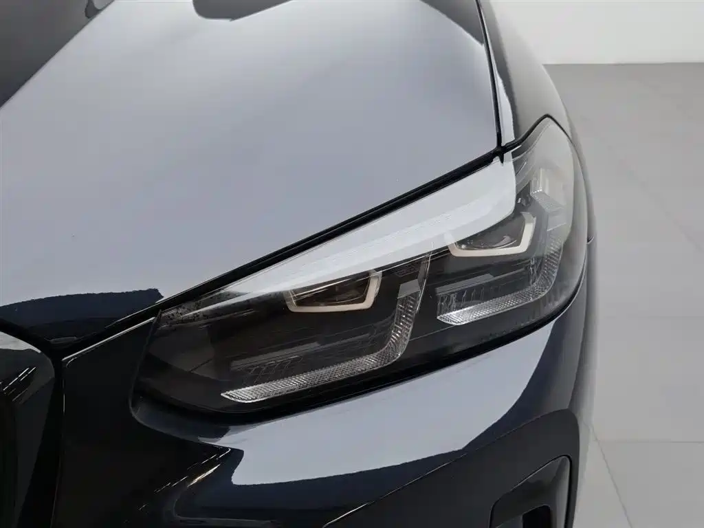 BMW iX3 2022