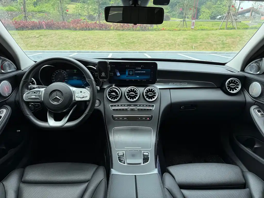 Mercedes-Benz C-Class 2021