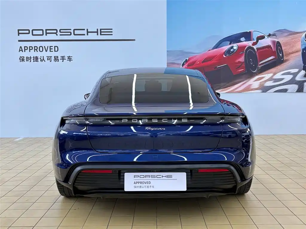 Porsche Taycan 2021 — фото 9