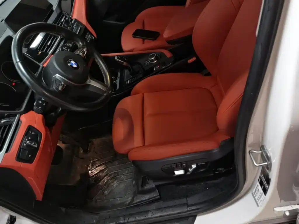 BMW X2 2023 — фото 15