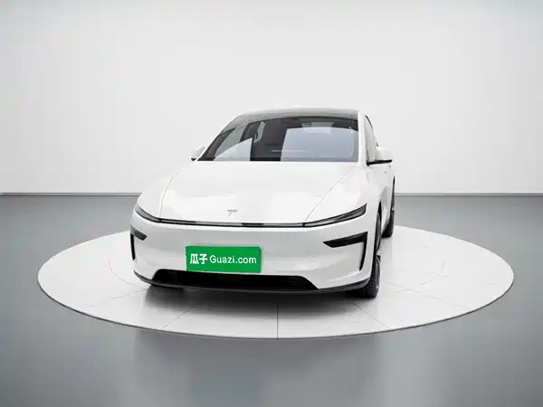 Tesla Model Y 2026