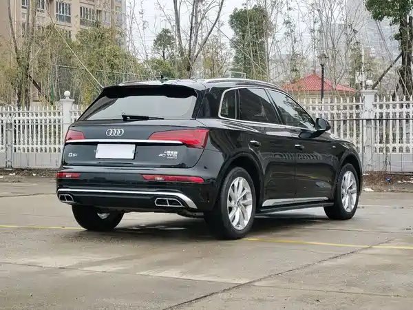 Audi Q5L 2022