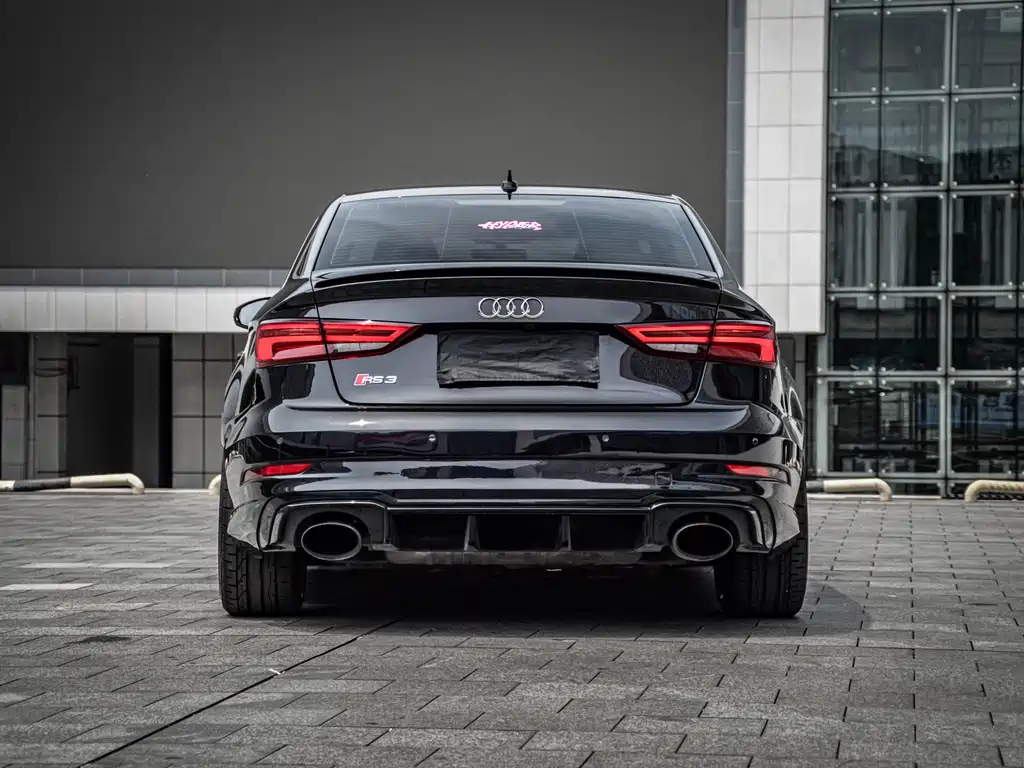 Audi RS 3 2019 — фото 6
