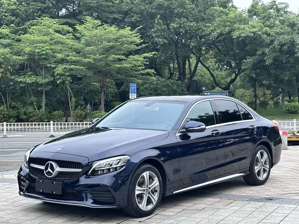 Mercedes-Benz C-Class 2019