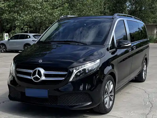 Mercedes-Benz V-Class 2023
