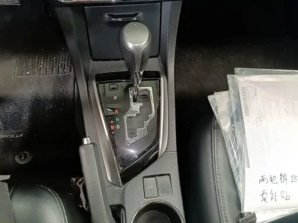 Toyota Corolla 2016 — фото 14