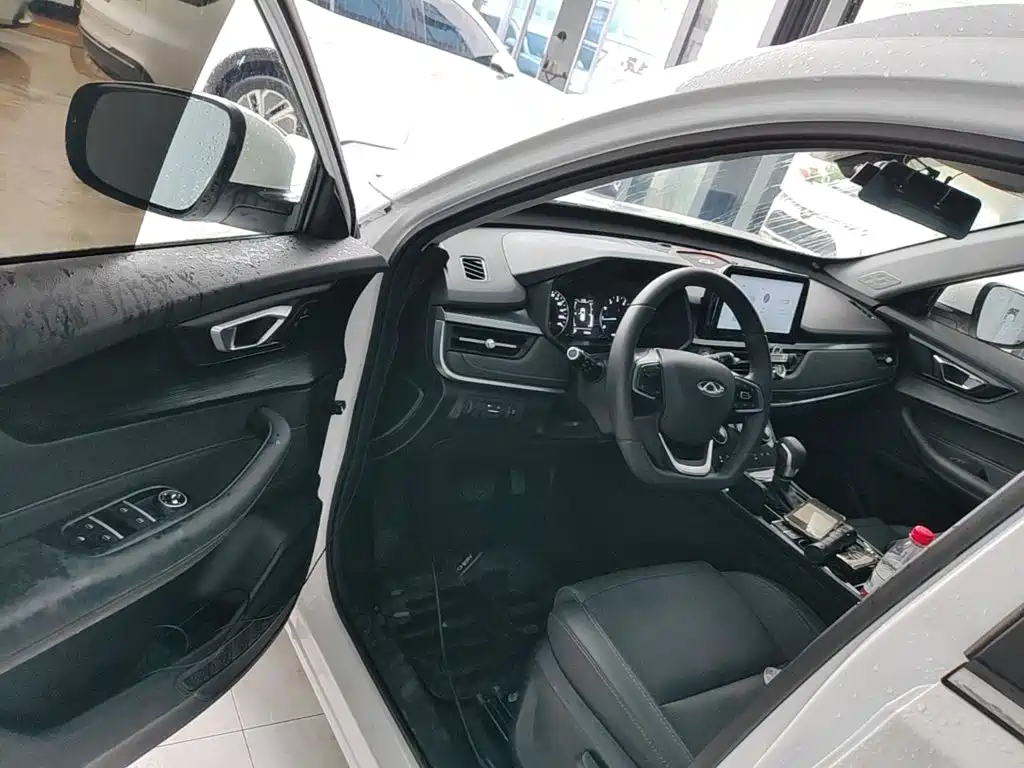 Chery Tiggo 5x 2025 — фото 16