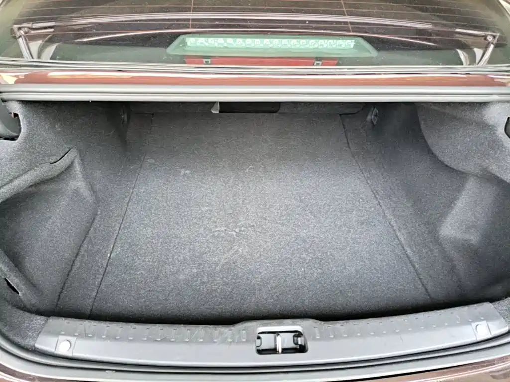 Volvo S90 2017 — фото 19