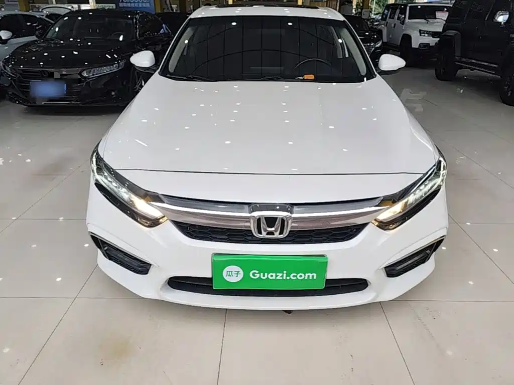 Honda Inspire 2020 — фото 3
