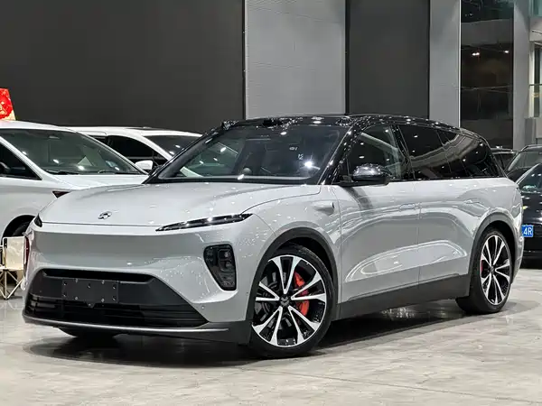 NIO ES8 2023
