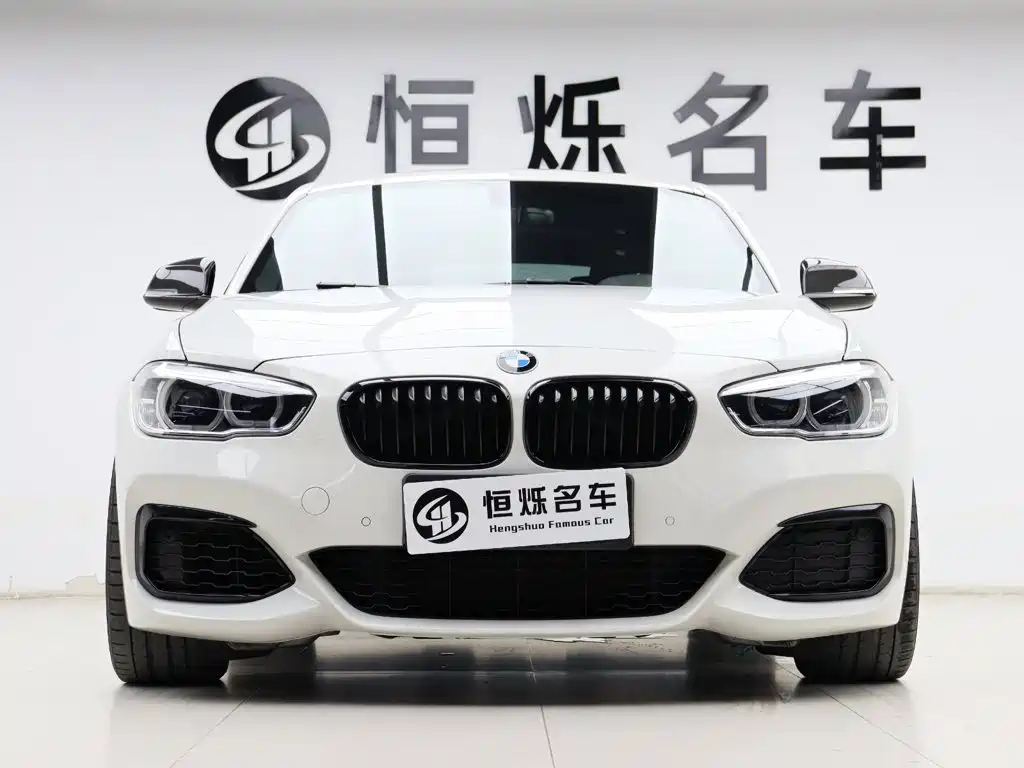 BMW 1 Series 2017 — фото 29