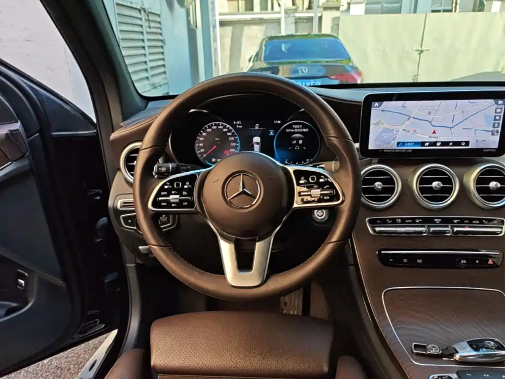 Mercedes-Benz GLC 2023 — фото 17