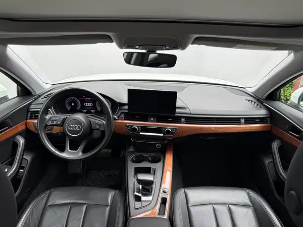 Audi A4L 2020