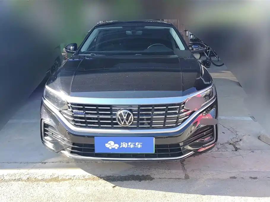 Volkswagen Passat PHEV 2023 — фото 2