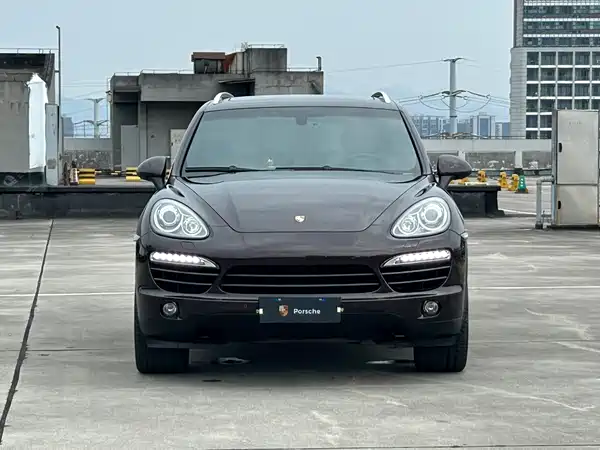 Porsche Cayenne 2014