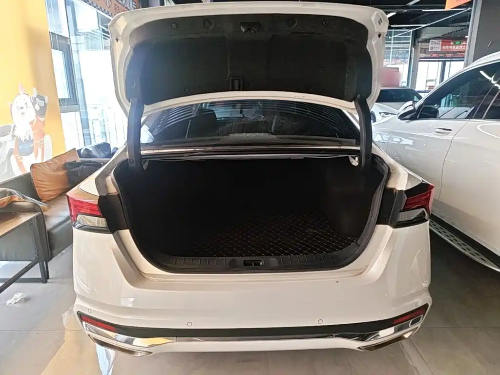 Nissan Teana 2023 — фото 15