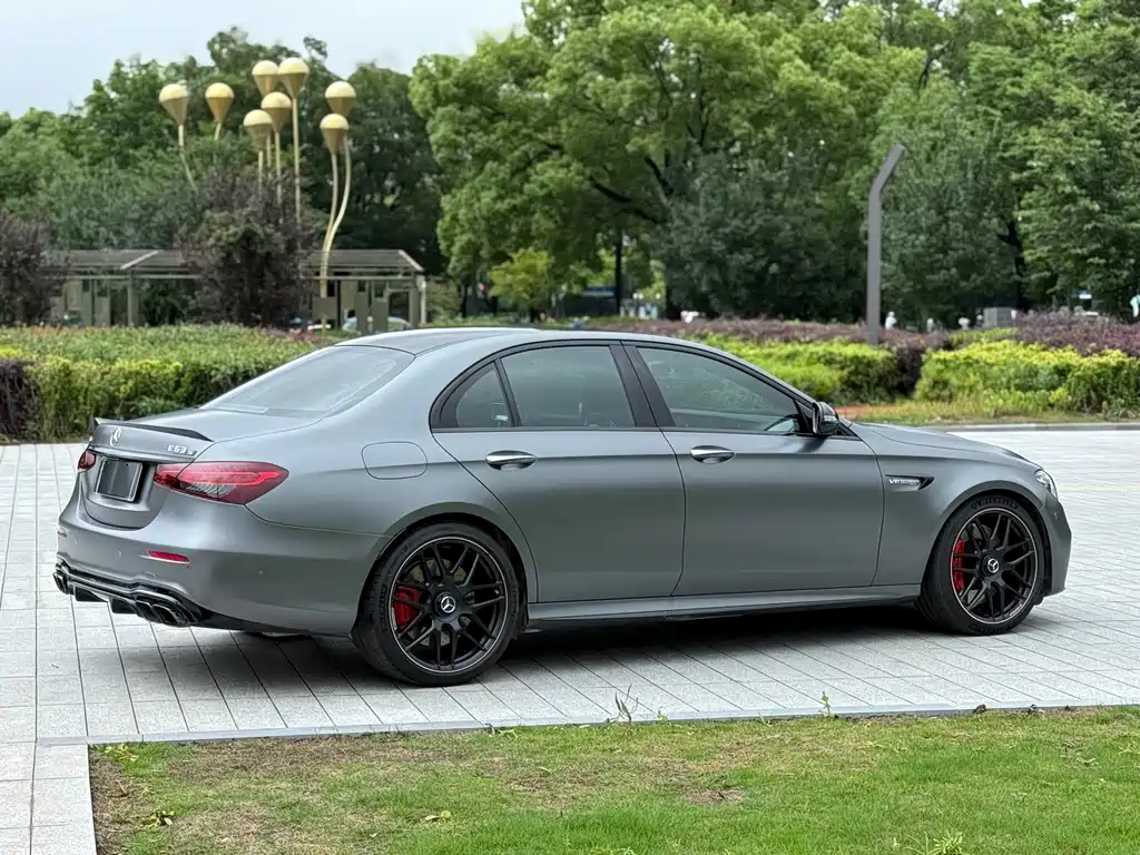 Mercedes-Benz E-Class AMG 2021 — фото 12