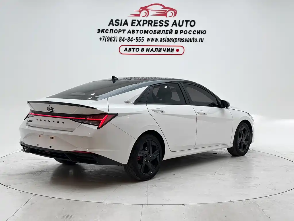 Hyundai Elantra 2022