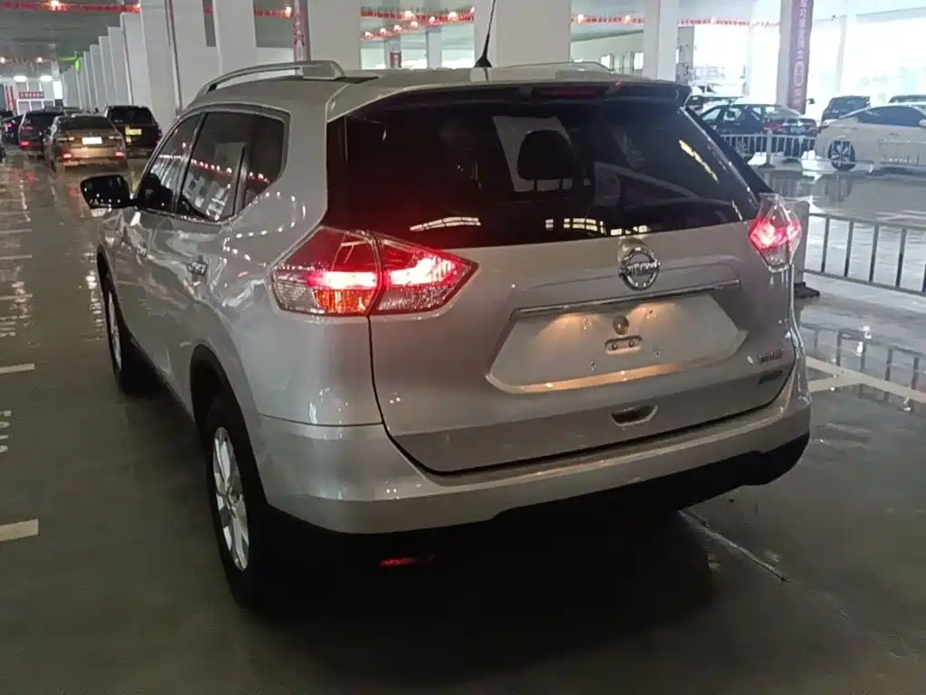 Nissan X-Trail 2016