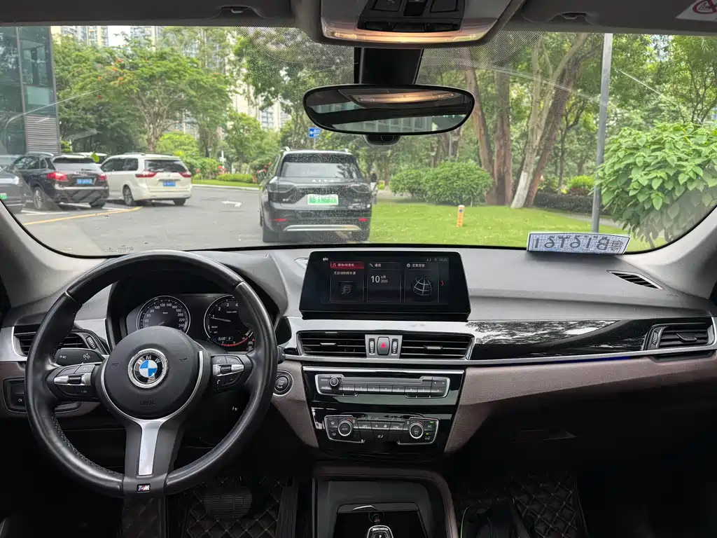 BMW X1 2022 — фото 9