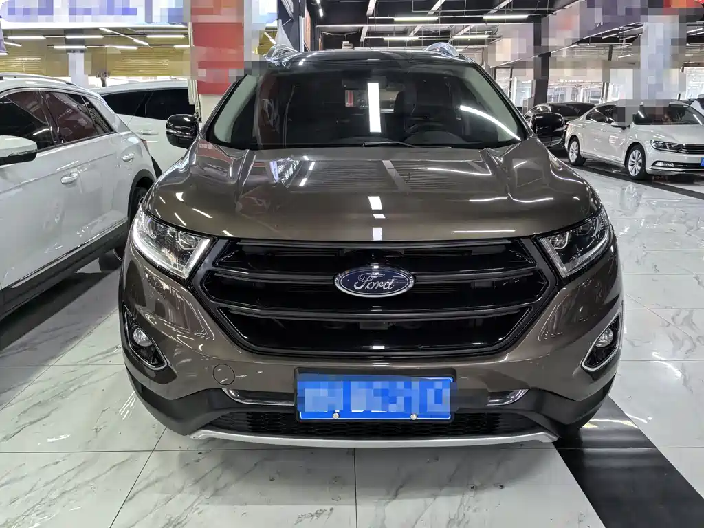 Ford Edge 2018 — фото 2