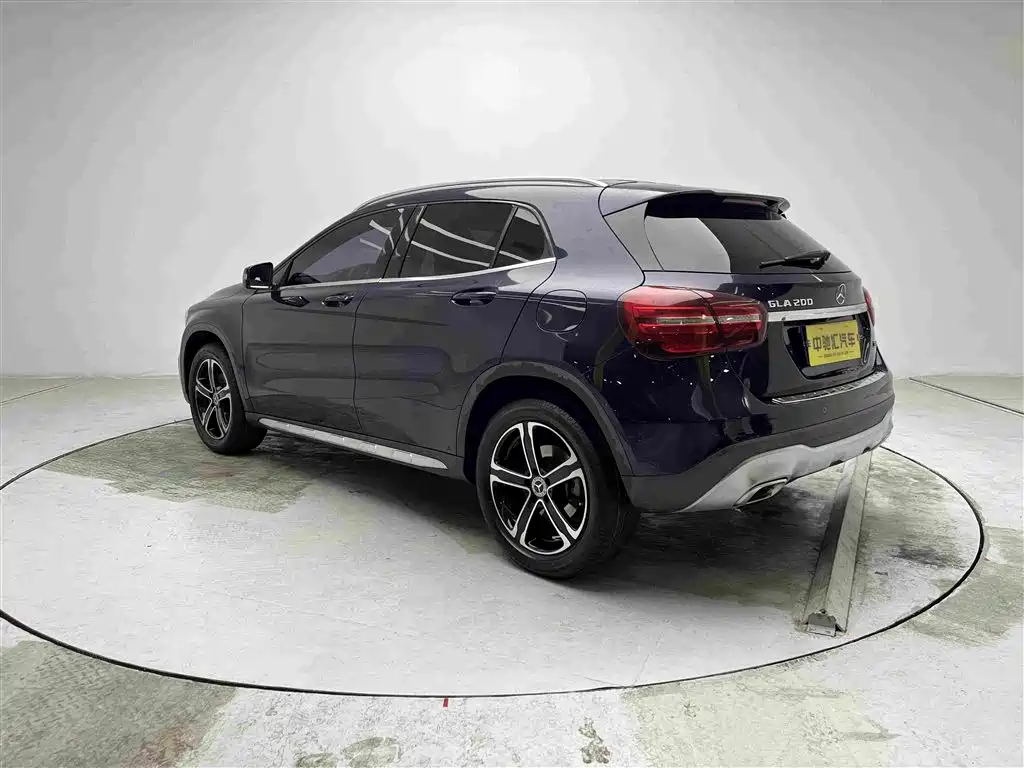 Mercedes-Benz GLA 2018 — фото 15