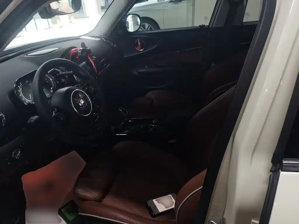 MINI Clubman 2021 — фото 15