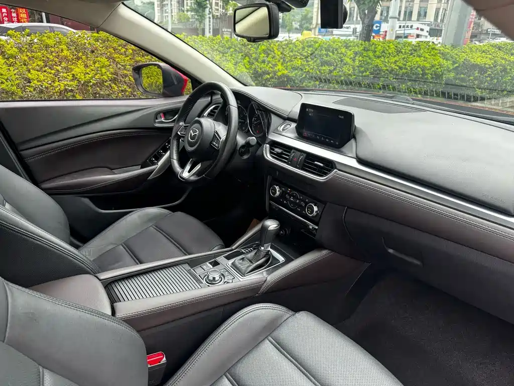 Mazda Atenza 2018 — фото 12
