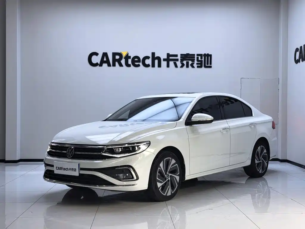 Volkswagen Bora 2023