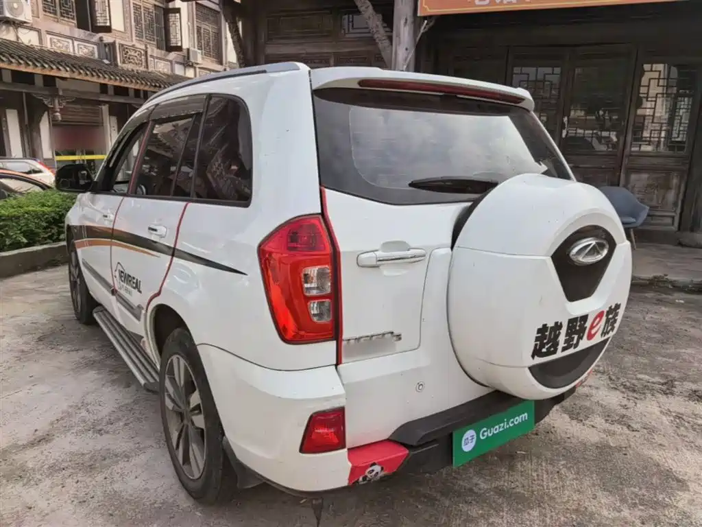 Chery Tiggo 3 2016 — фото 5