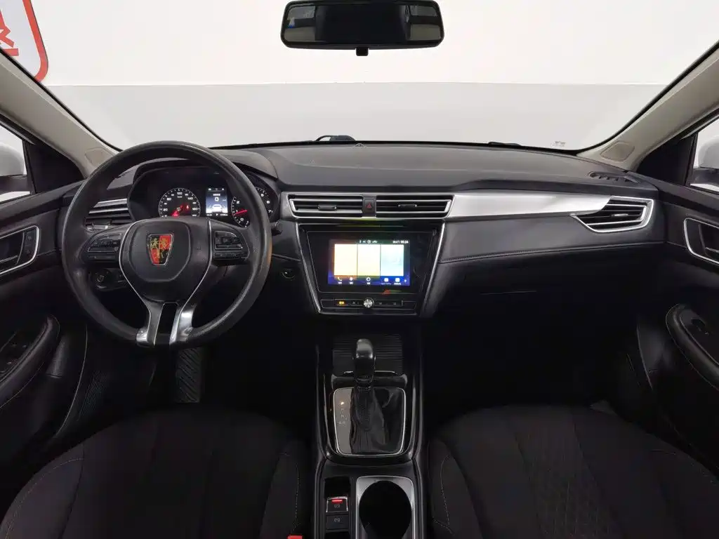 Roewe i5 2019