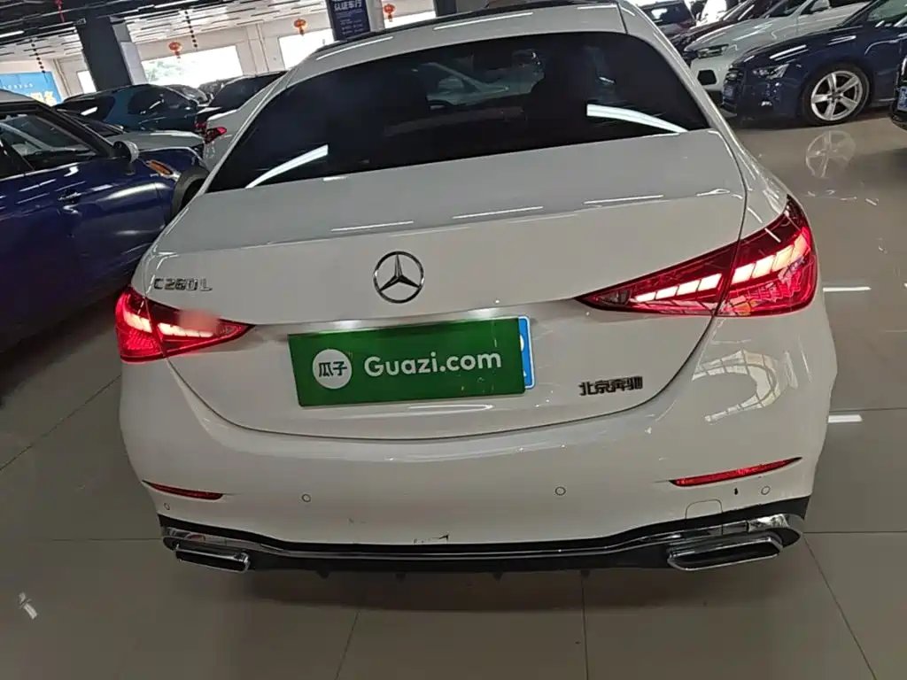 Mercedes-Benz C-Class 2024
