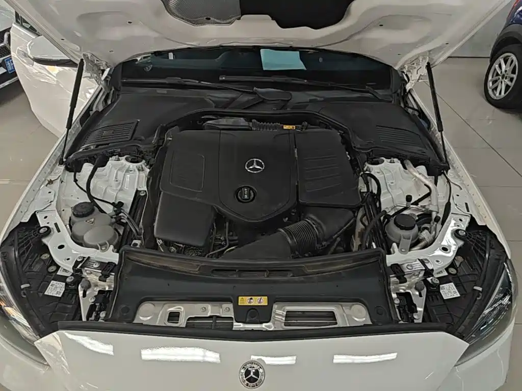 Mercedes-Benz C-Class 2024 — фото 20