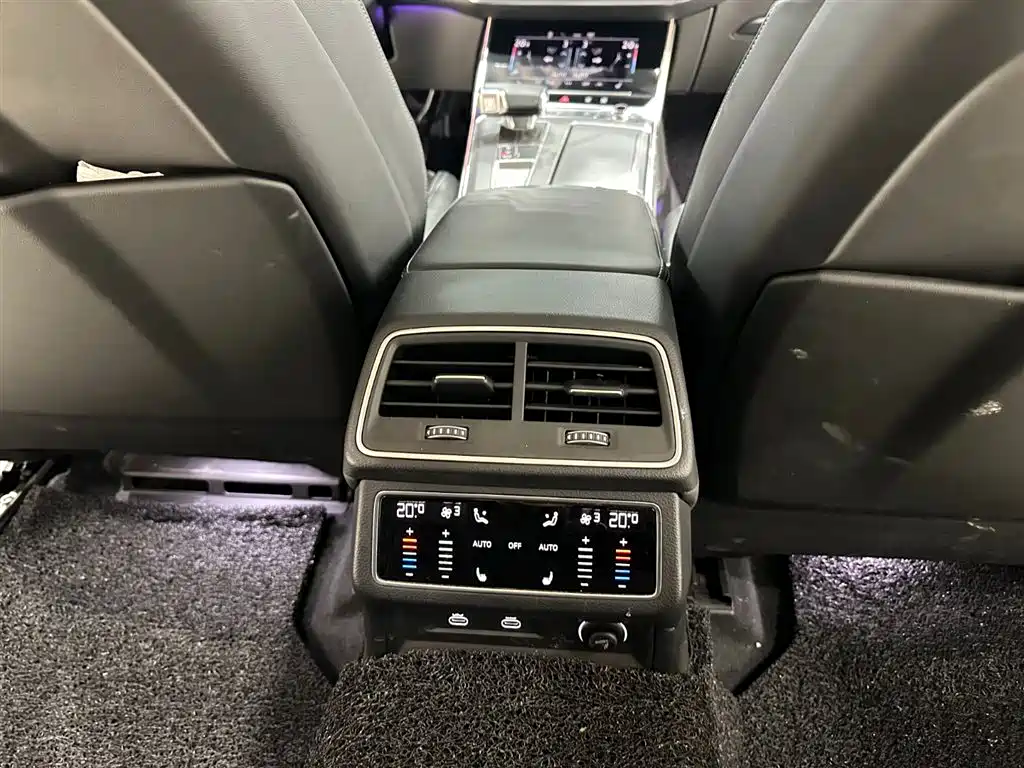 Audi A7L 2025 — фото 12
