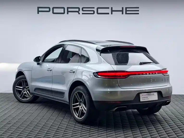 Porsche Macan 2020