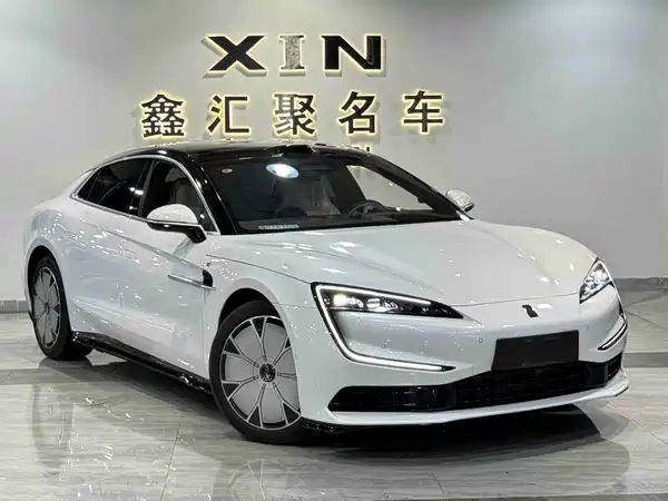 Yangwang U7 2025