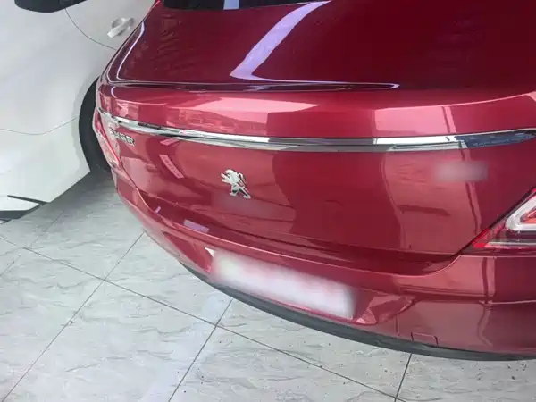 Peugeot 308 2016