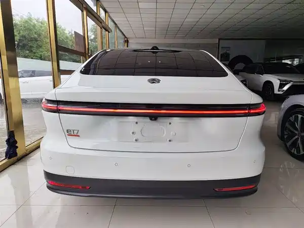 NIO ET7 2022