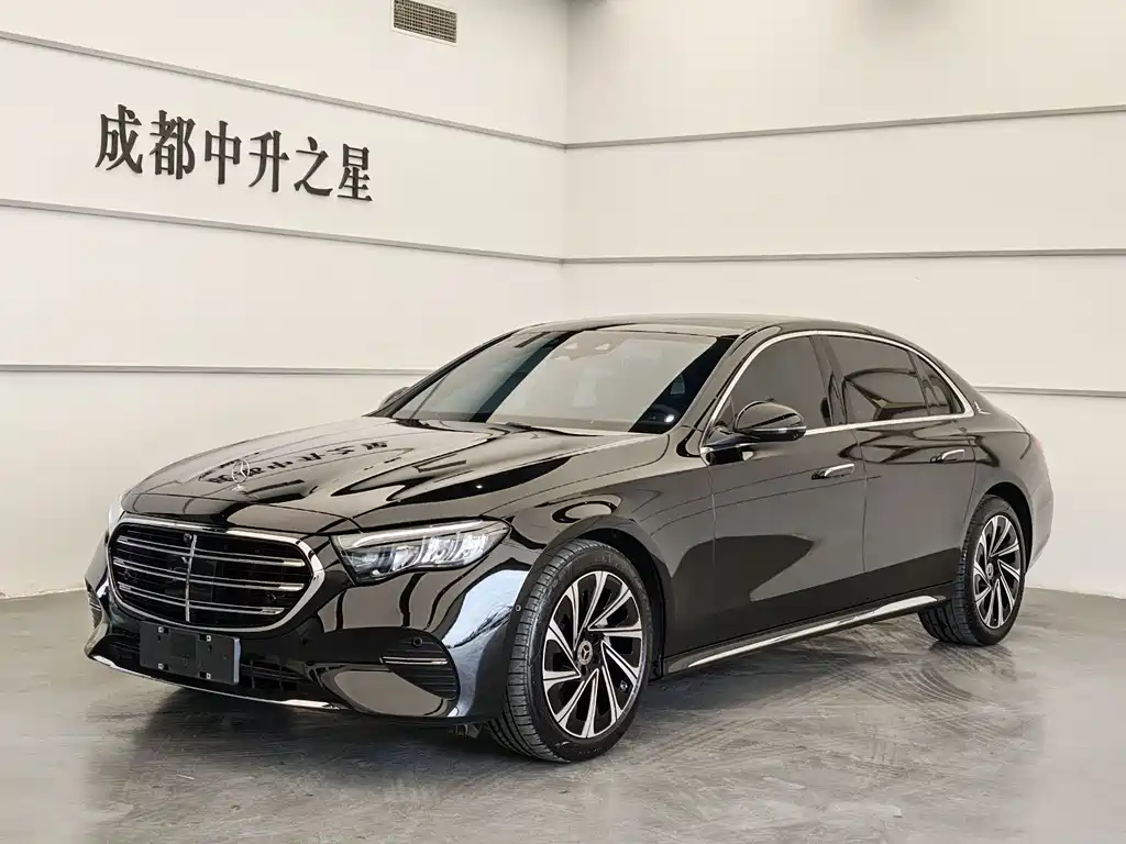 Mercedes-Benz E-Class 2024