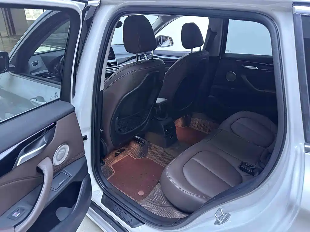 BMW X1 2022 — фото 10