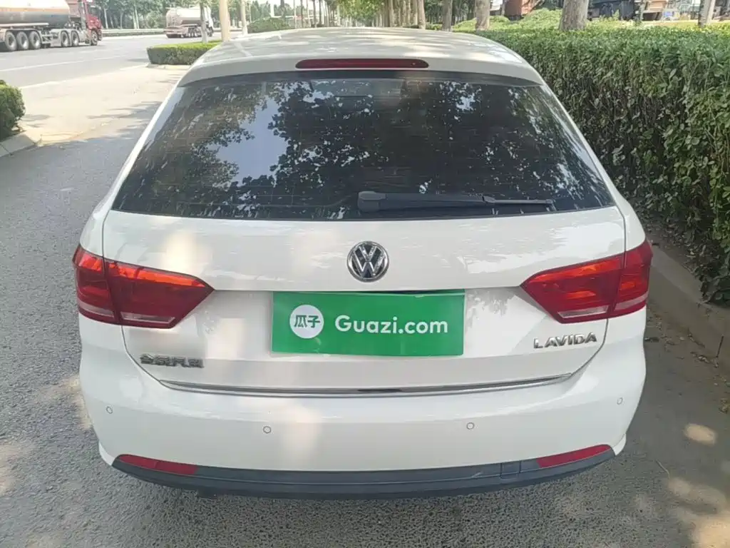 Volkswagen Gran Lavida 2015