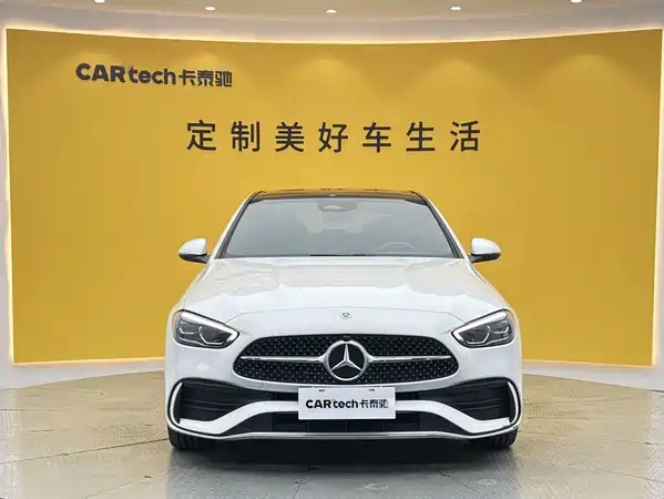 Mercedes-Benz C-Class 2024